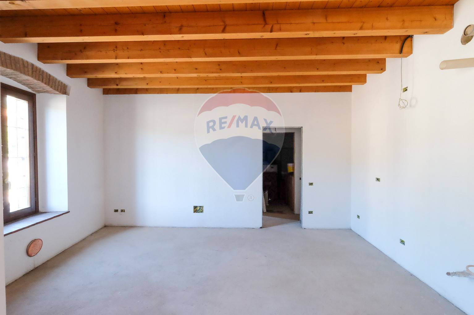 Appartamento PONTIDA vendita    RE/MAX Expo