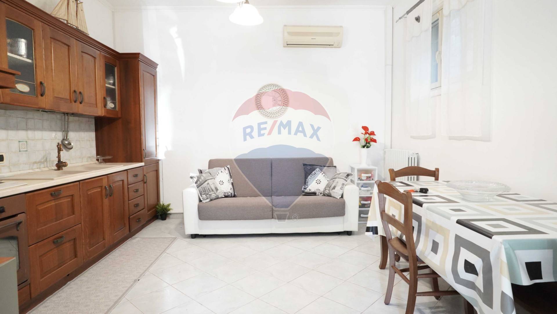  scicli vendita quart: centro storico re/max prima classe
