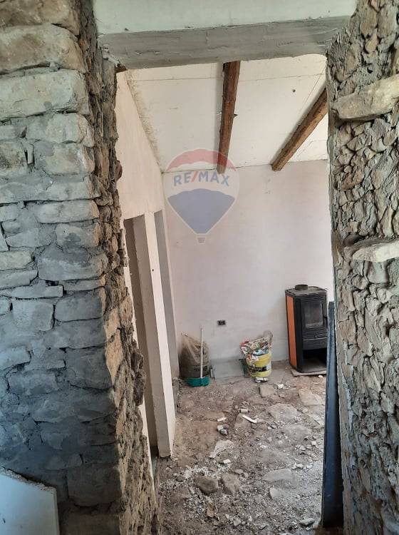Villa Unifamiliare - Indipendente ITALIA vendita    RE/MAX Incontro