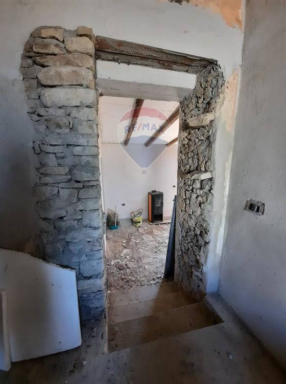 Villa Unifamiliare - Indipendente ITALIA vendita    RE/MAX Incontro