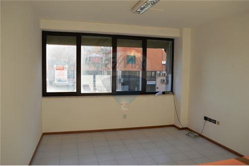 Ufficio - Loc.Com. PERUGIA vendita  Zona Fontivegge  RE/MAX Famosa