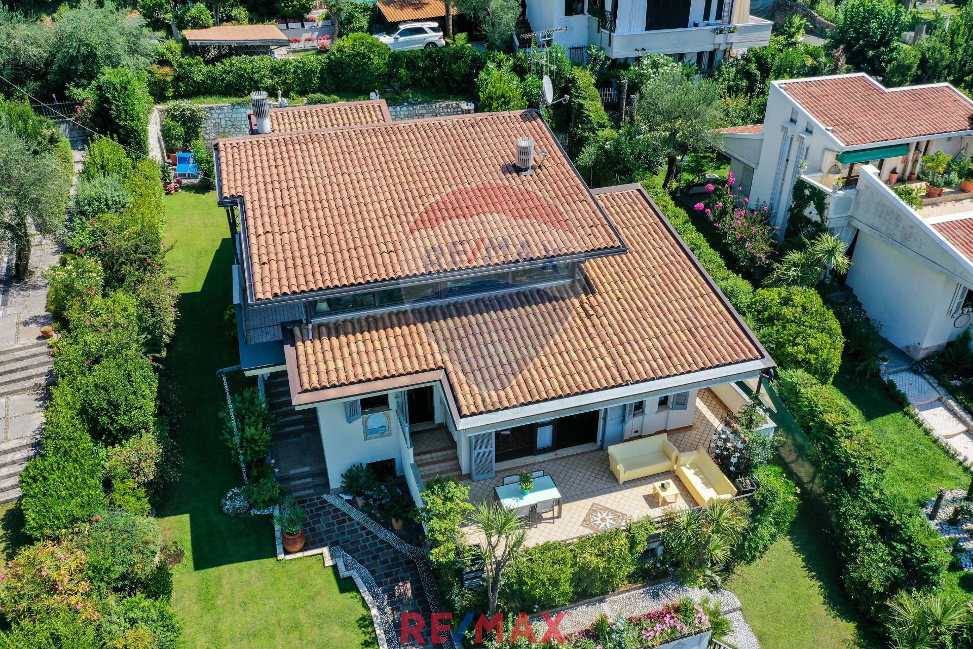 Villa SALÒ vendita  Renzano  RE/MAX Edilfin