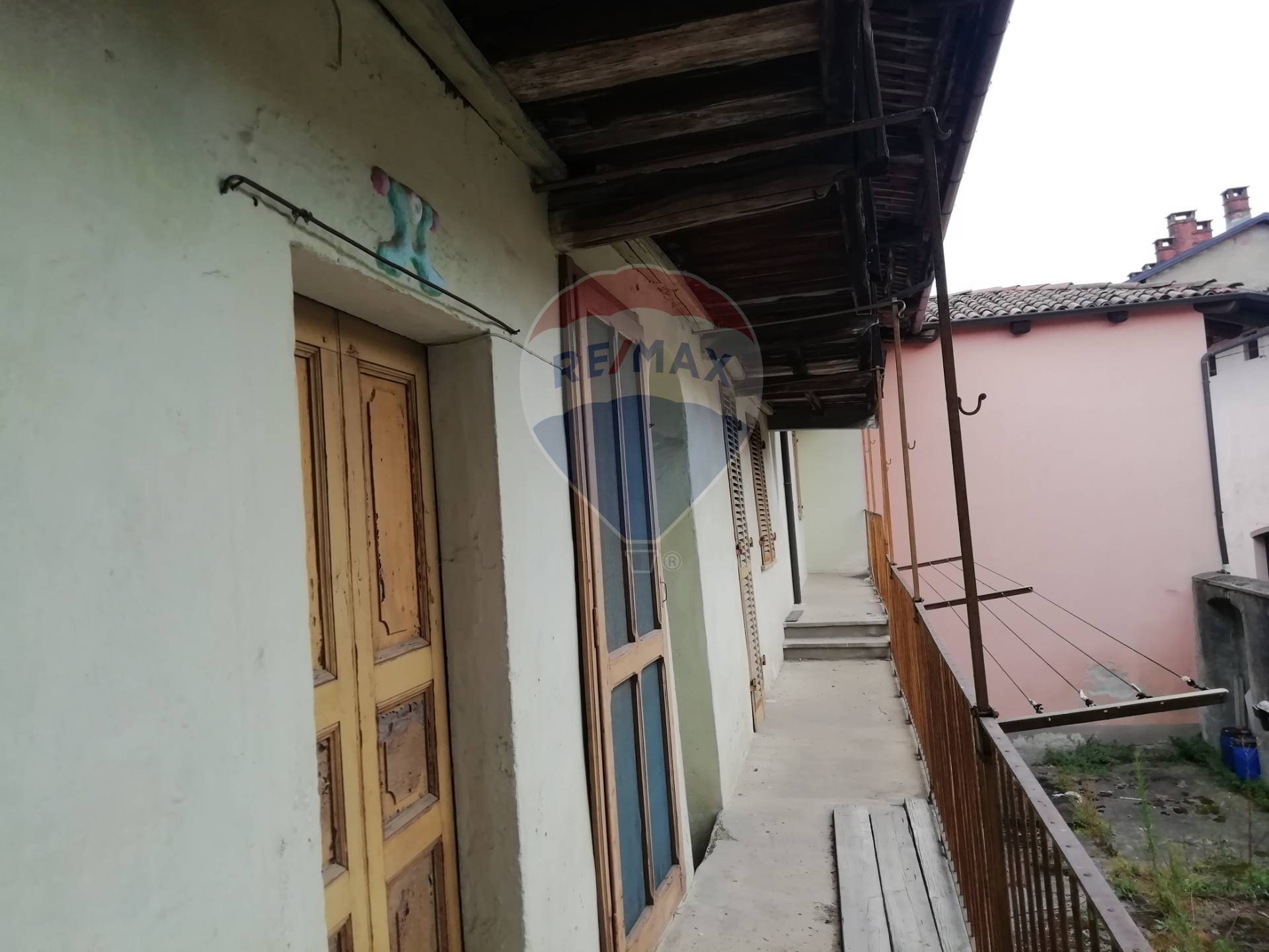 Rustico - Cascina MAGNANO vendita    RE/MAX Unit