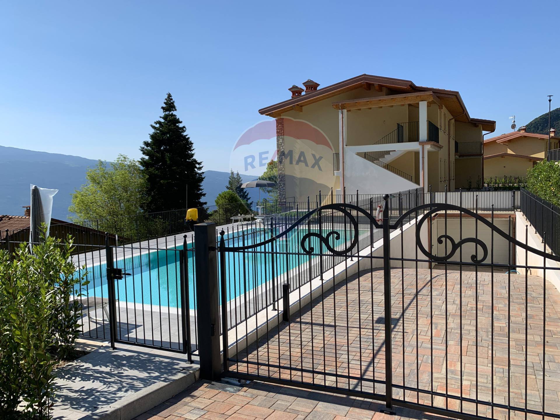 Appartamento TIGNALE vendita    RE/MAX Edilfin