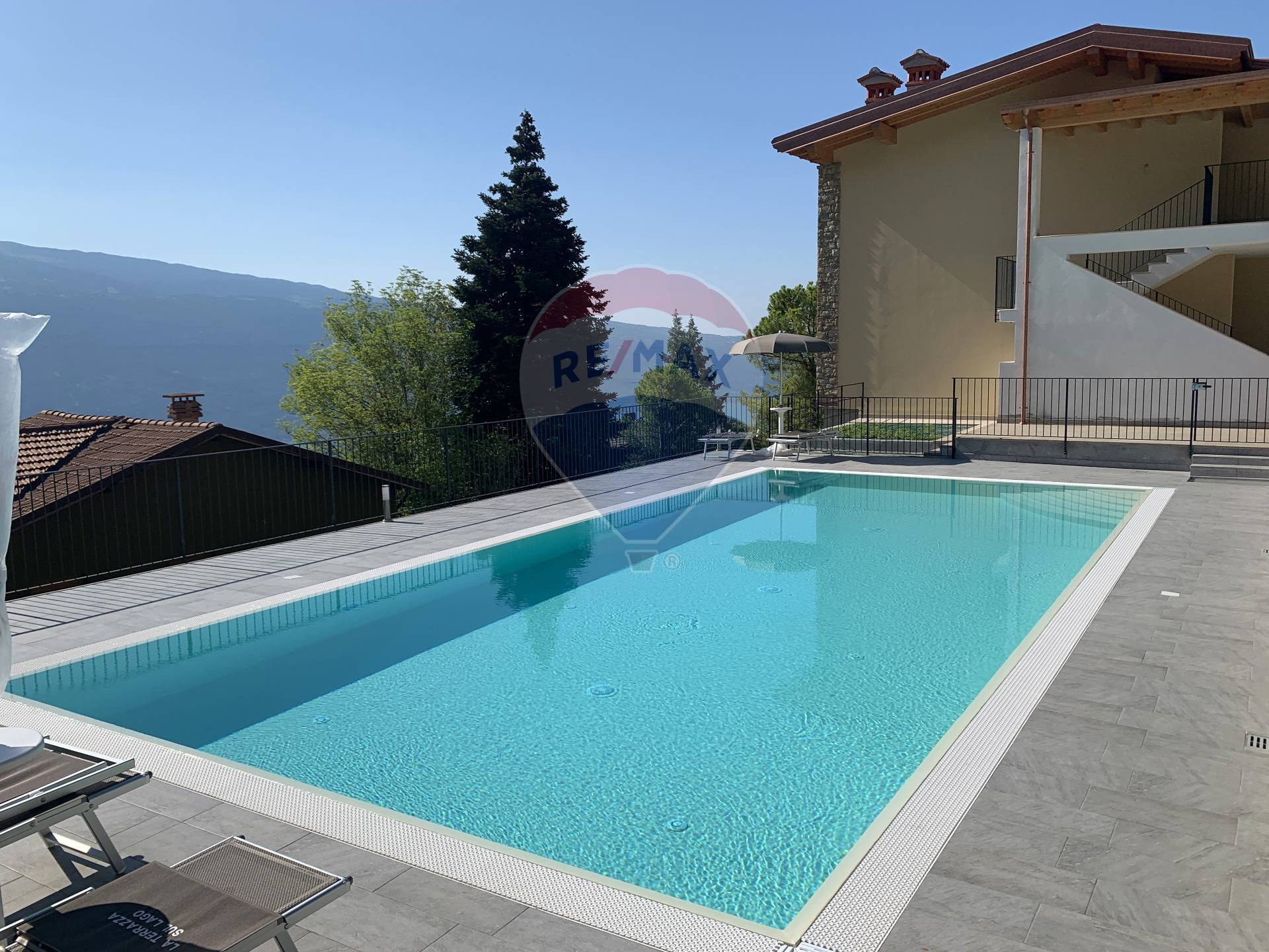 Appartamento TIGNALE vendita    RE/MAX Edilfin