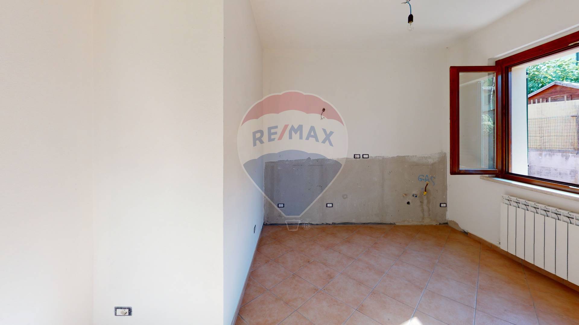 Villa PERUGIA vendita  Mugnano  RE/MAX Famosa