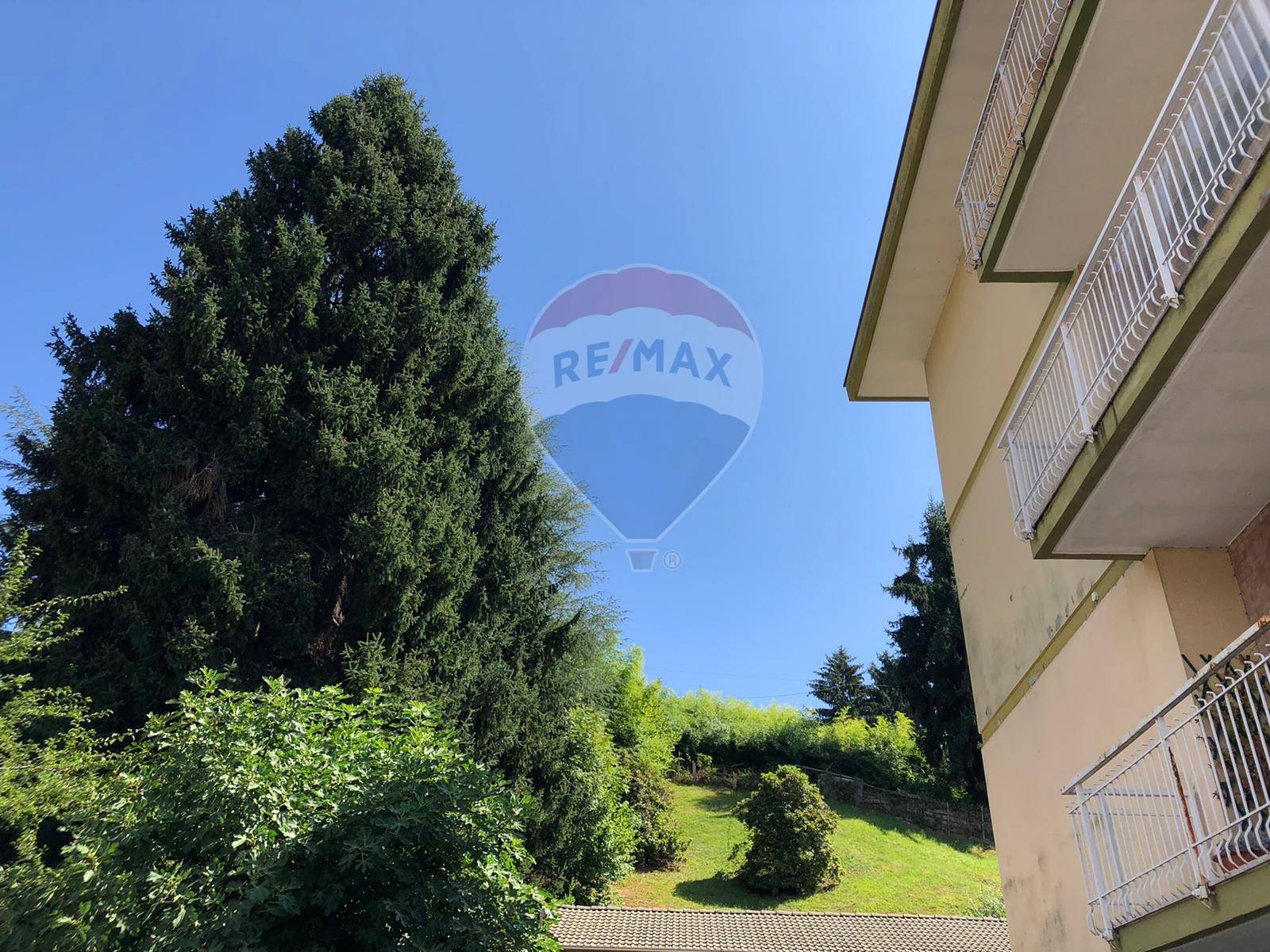  biella vendita quart: periferia re-max-unit