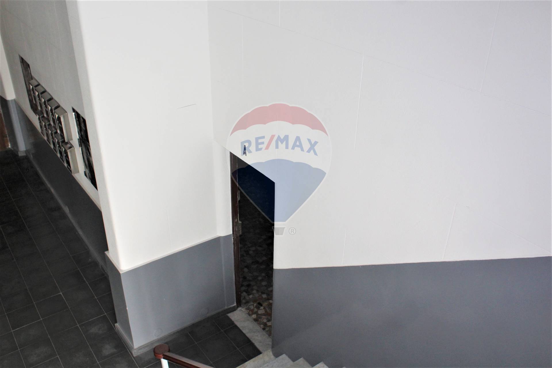 Ufficio - Loc.Com. CATANIA vendita  Tribunale  RE/MAX White House