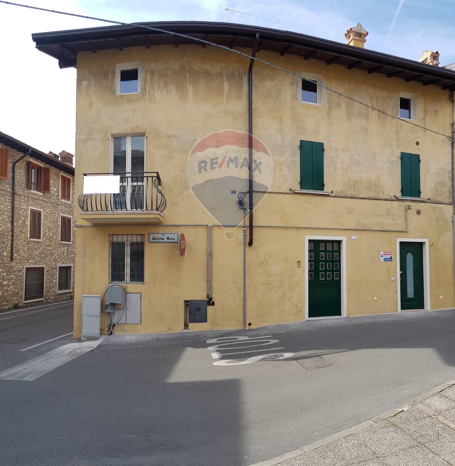  san felice del benaco vendita quart:  re/max expo 7