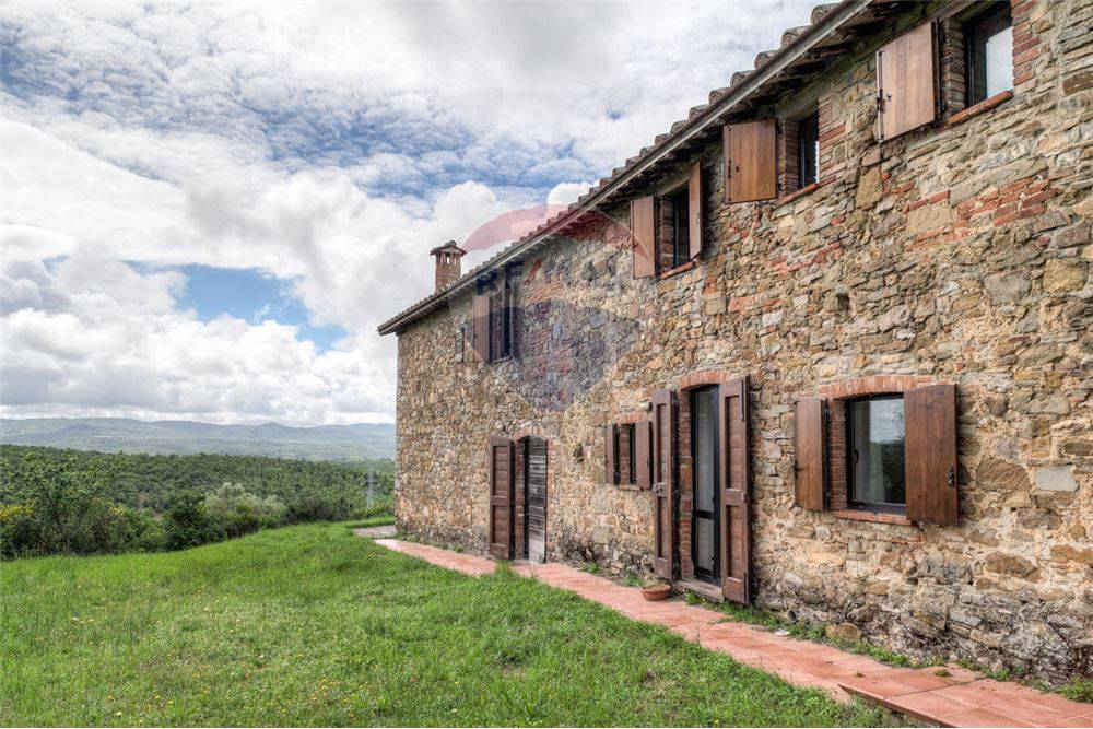 Rustico - Cascina MONTEGABBIONE vendita  Montegiove  RE/MAX Aliante