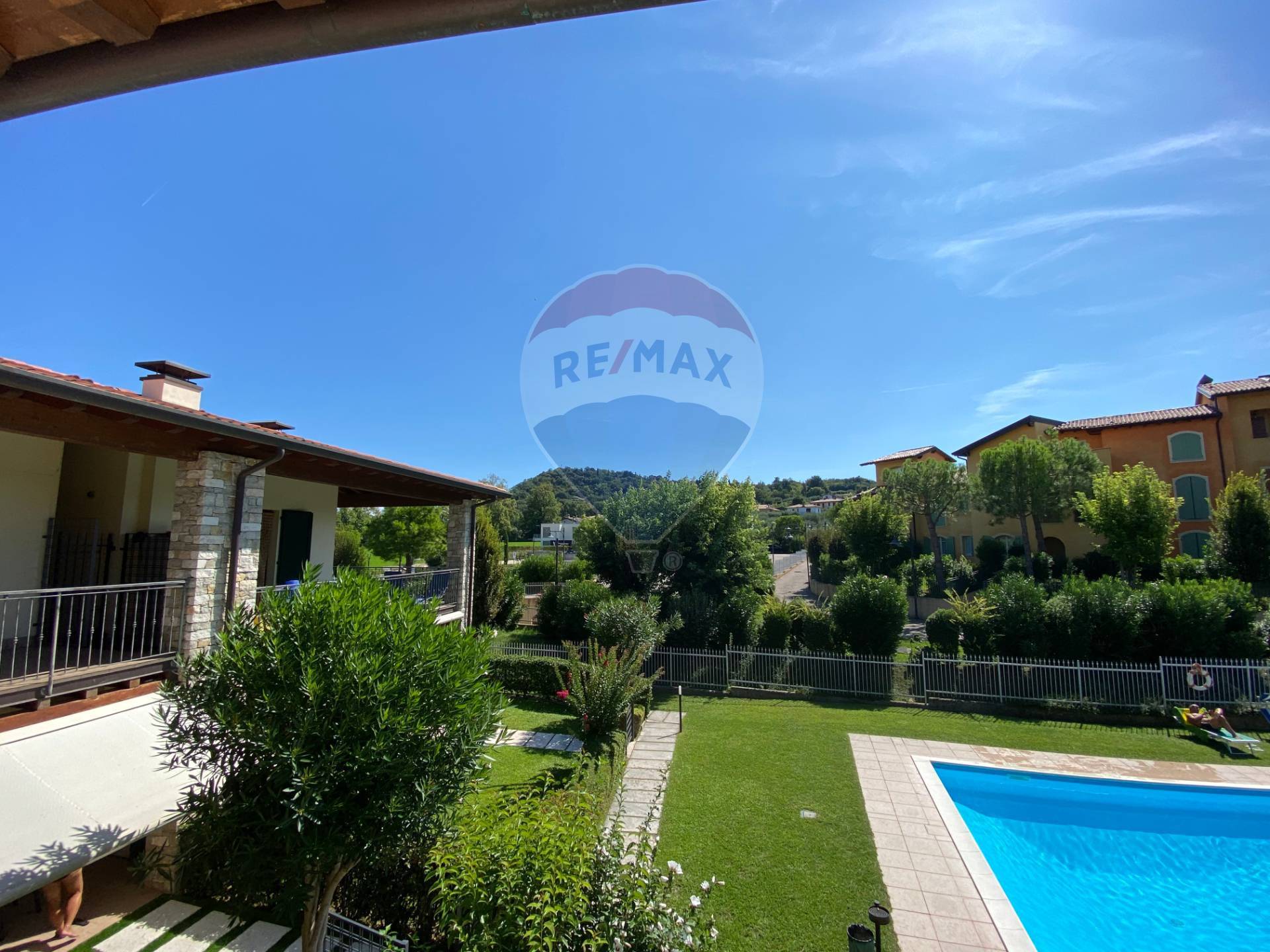  manerba-del-garda vendita quart:  re-max-edilfin