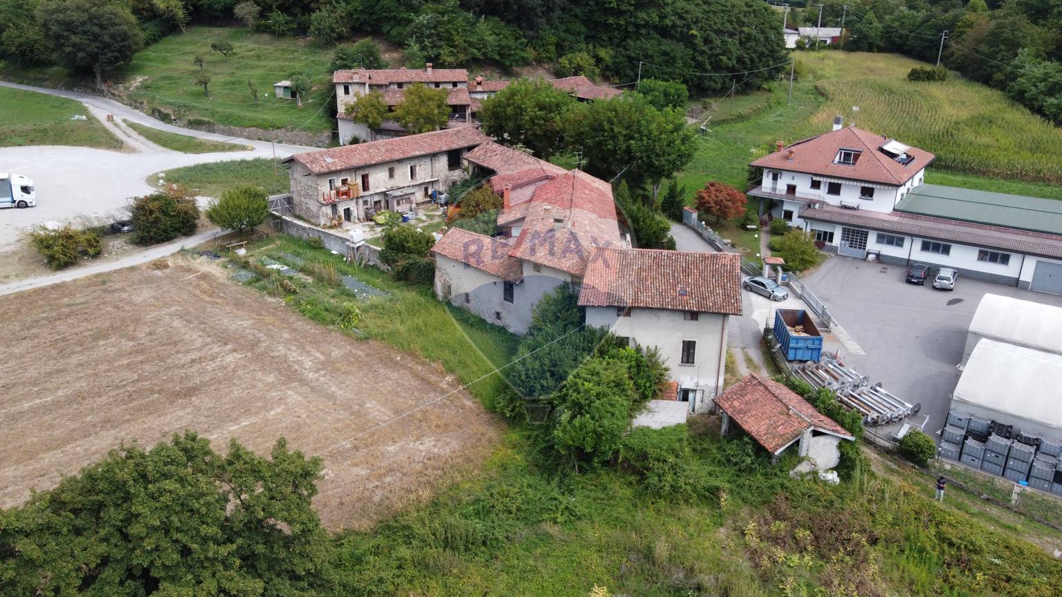 Rustico - Cascina CISANO BERGAMASCO vendita    RE/MAX Expo