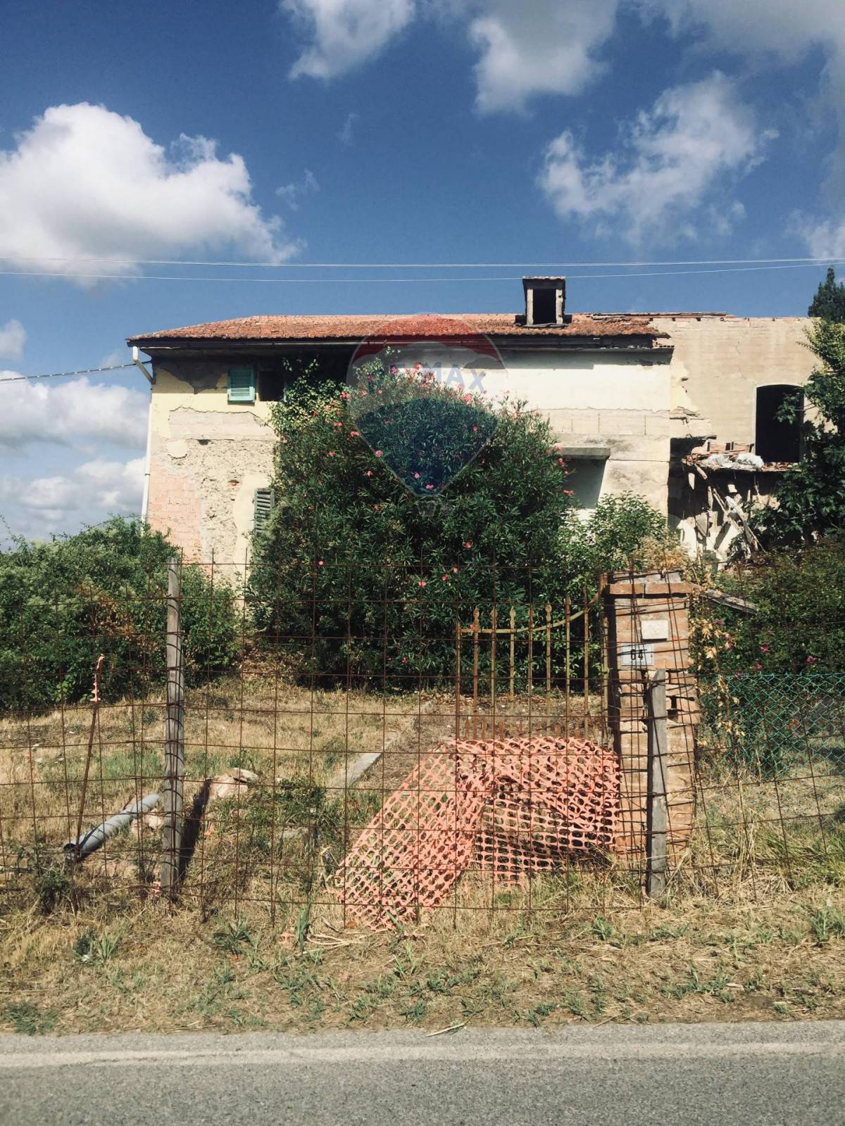 Rustico - Cascina MONTESPERTOLI vendita    RE/MAX Professional