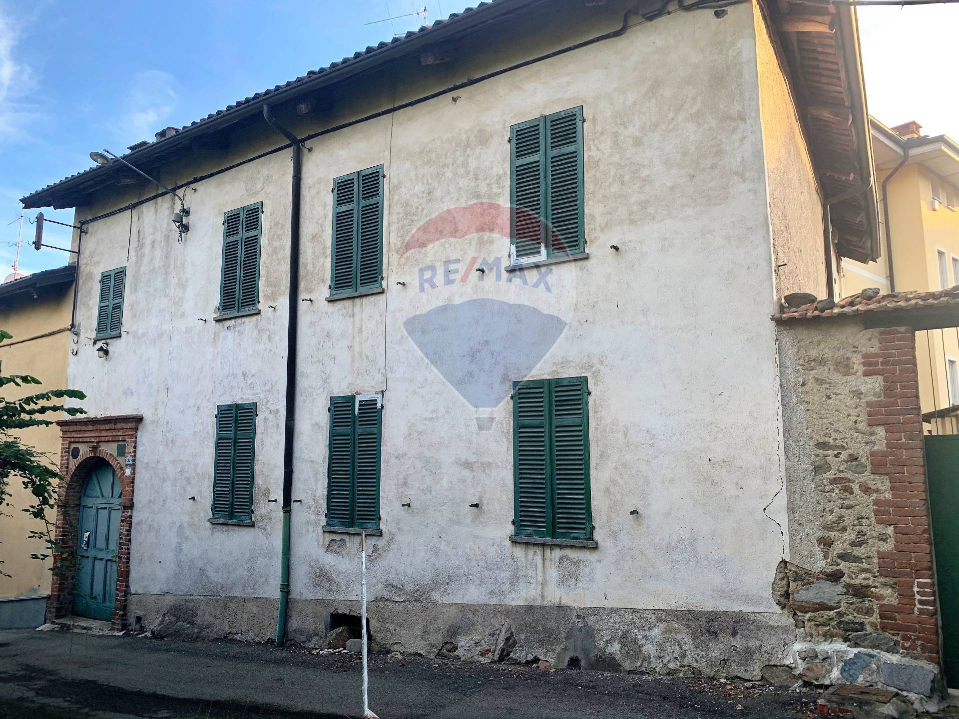 Villa Unifamiliare - Indipendente POLLONE vendita  Cangio  RE/MAX Unit