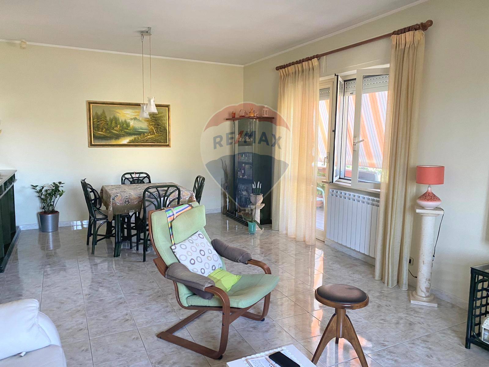 Appartamento LARIANO vendita    RE/MAX Castelli