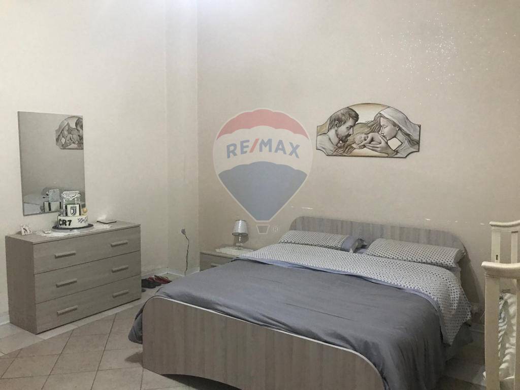  paternò vendita quart:  re/max fly