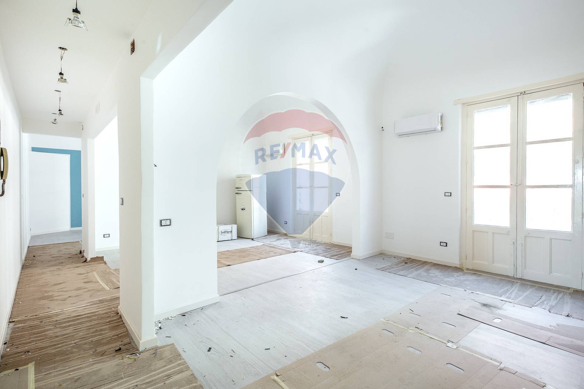  catania vendita quart: c.so italia - via leopardi re-max-city-home