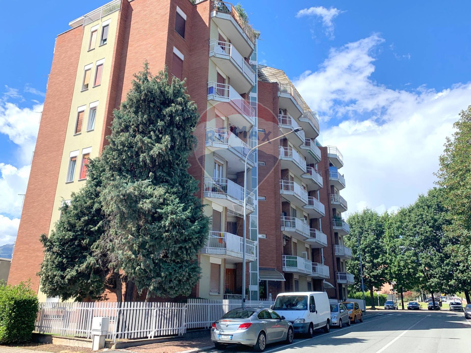  biella vendita quart: centro re-max-unit