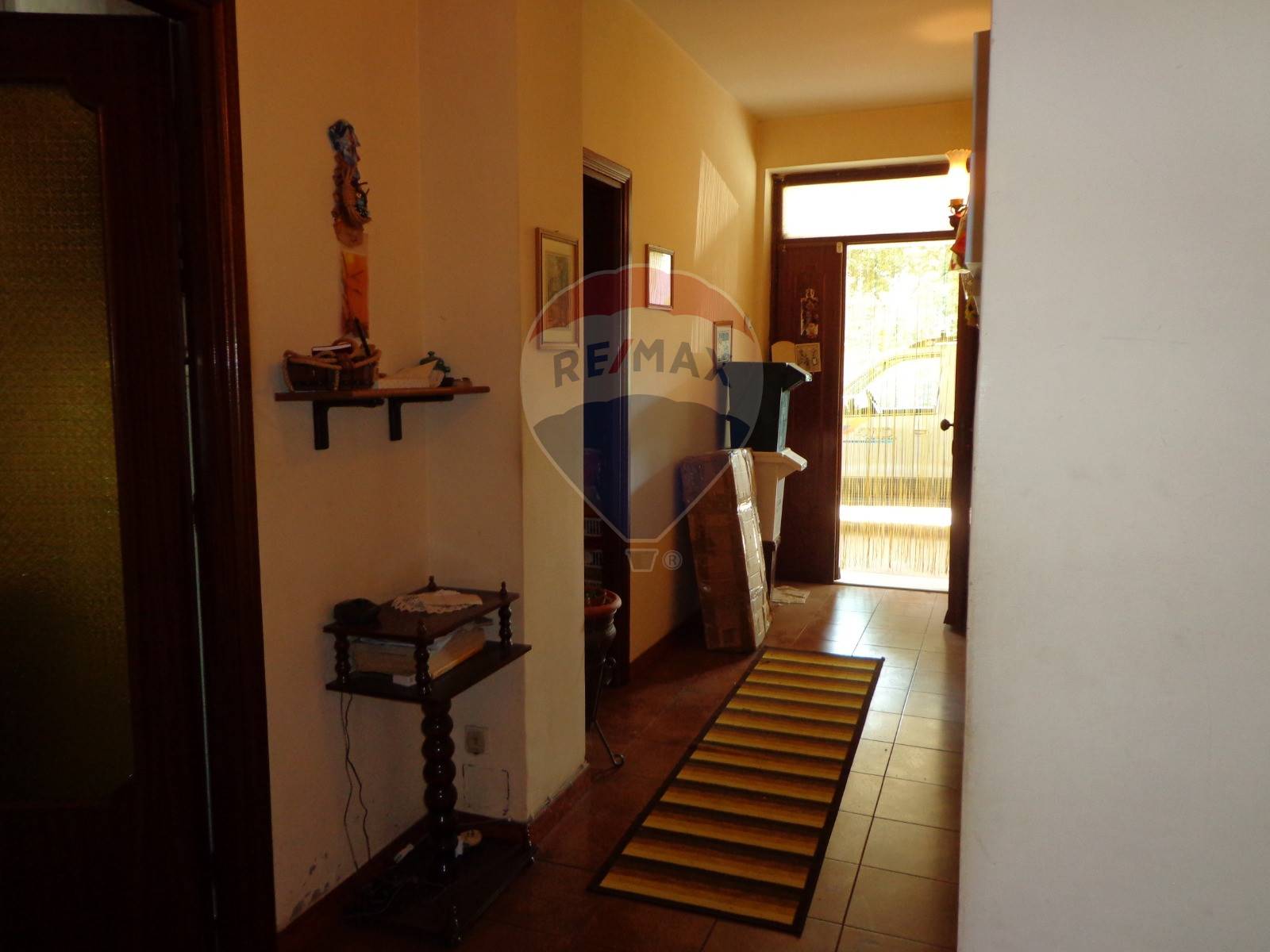 Appartamento VELLETRI vendita    RE/MAX Castelli