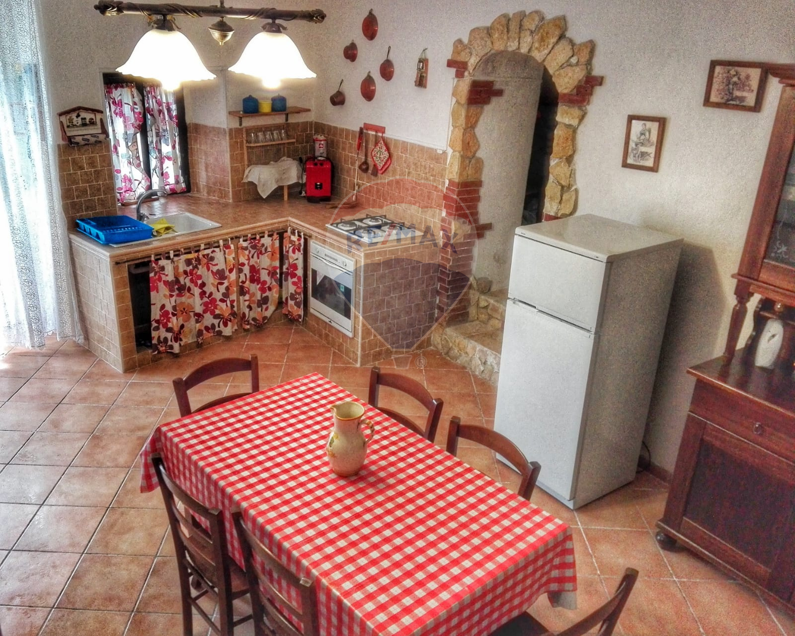 Villa Unifamiliare - Indipendente SAN MASSIMO vendita    RE/MAX Advisor