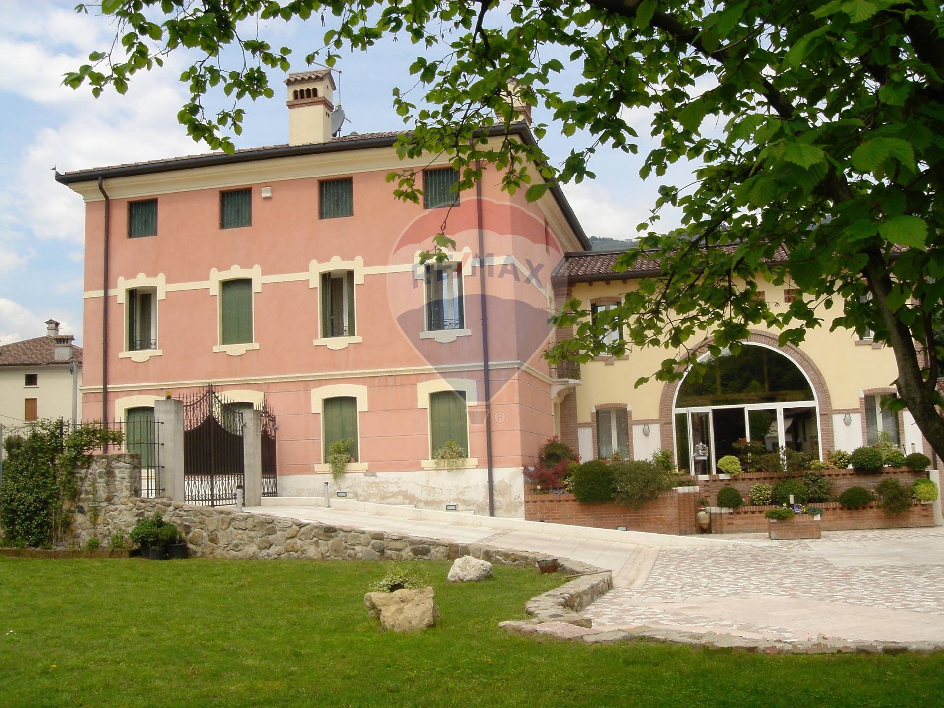 Villa MAROSTICA vendita    RE/MAX Target