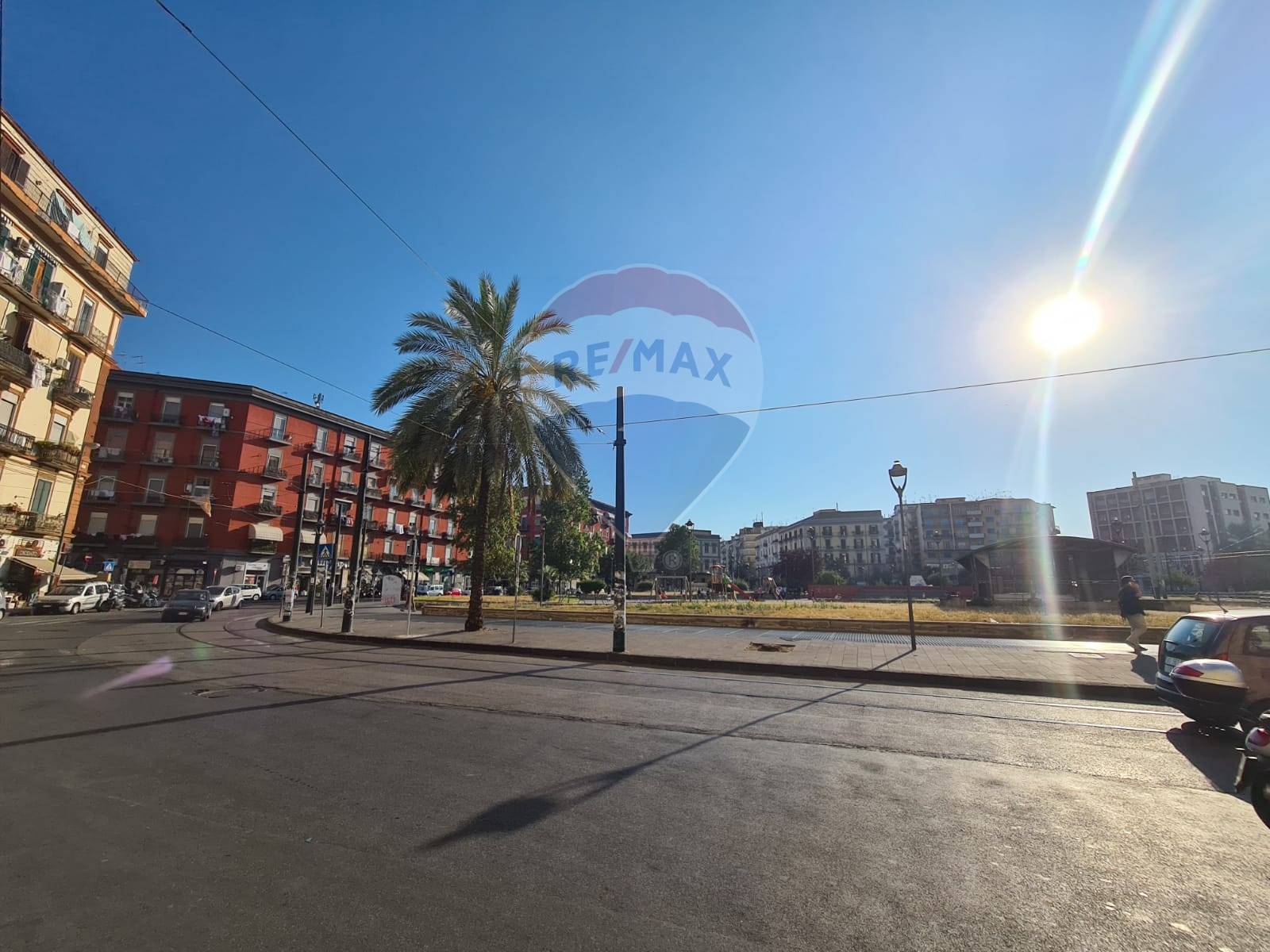  napoli vendita quart: vicaria re-max-advisor