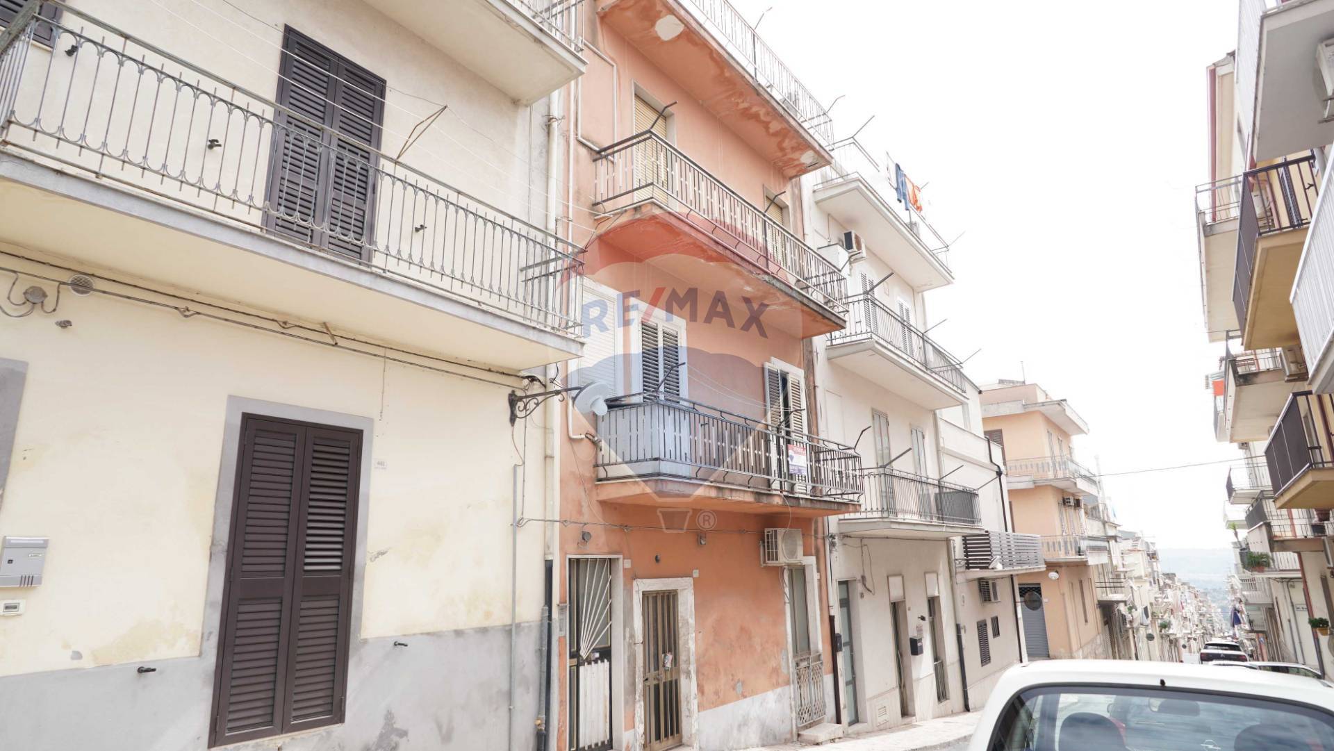  ragusa vendita quart: centro re/max prima classe