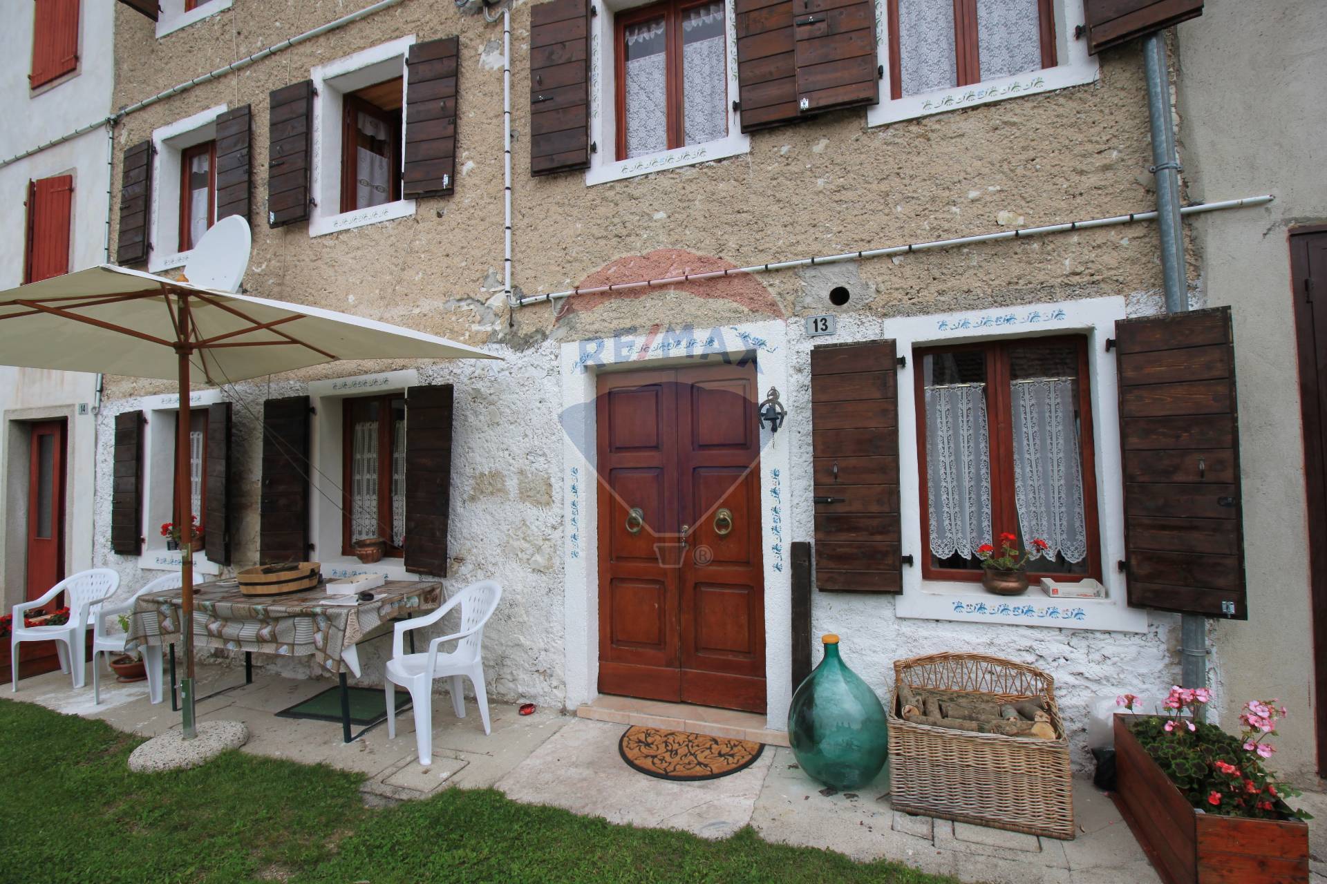 Villa TONEZZA DEL CIMONE vendita    RE/MAX Sunbeam