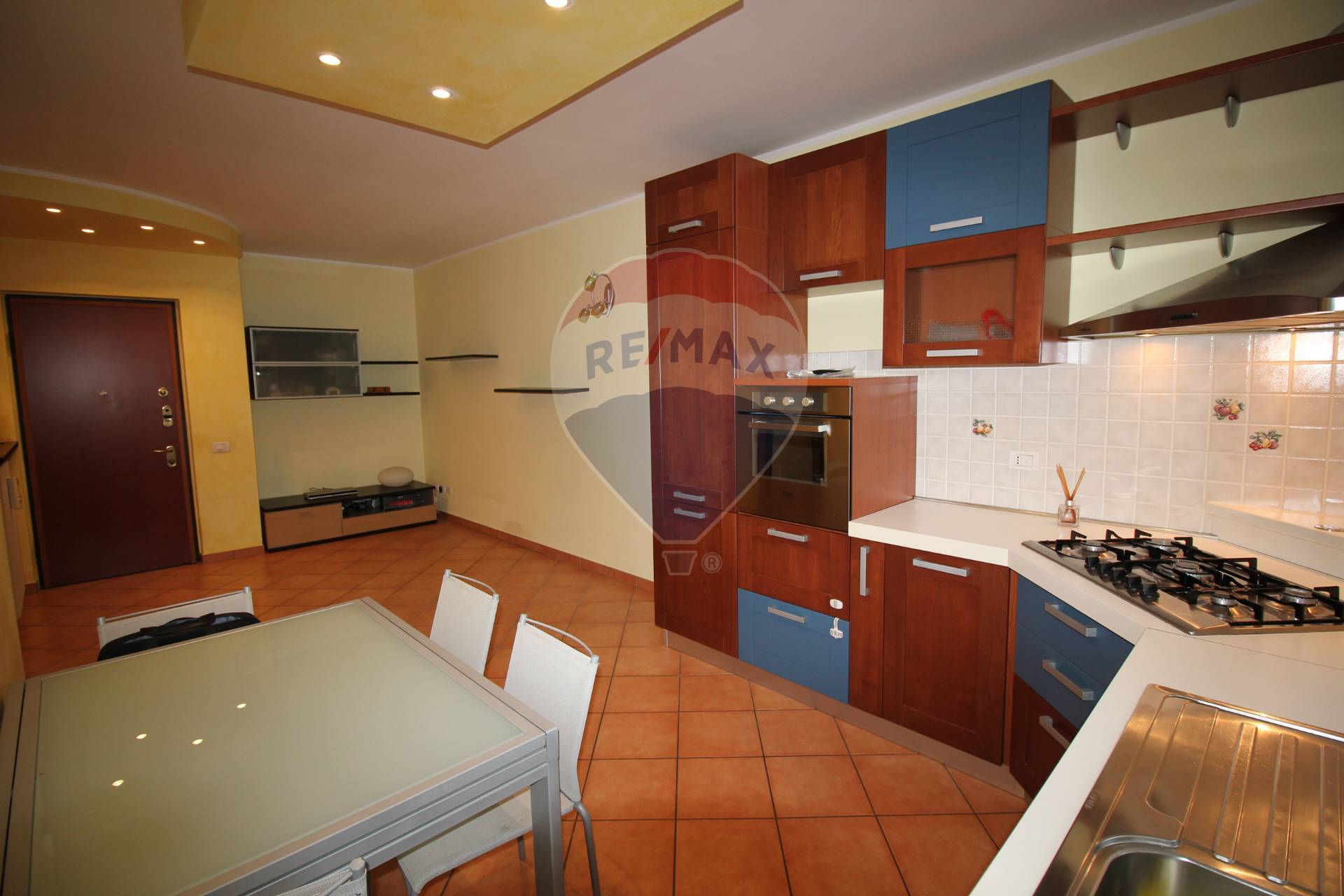 Appartamento MISSAGLIA vendita    RE/MAX Vittoria