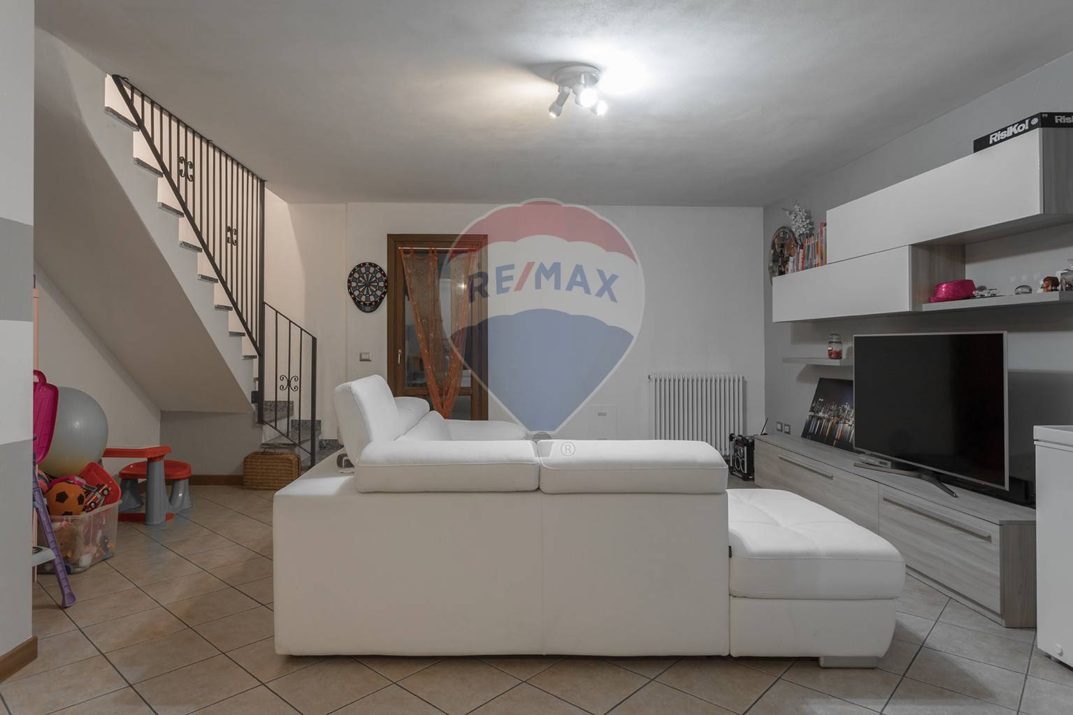 Appartamento RONCELLO vendita    RE/MAX Expo 6