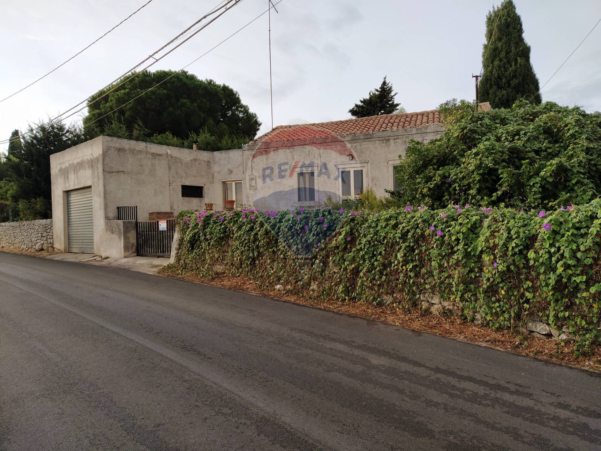  modica vendita quart: modica sorda re/max prima classe