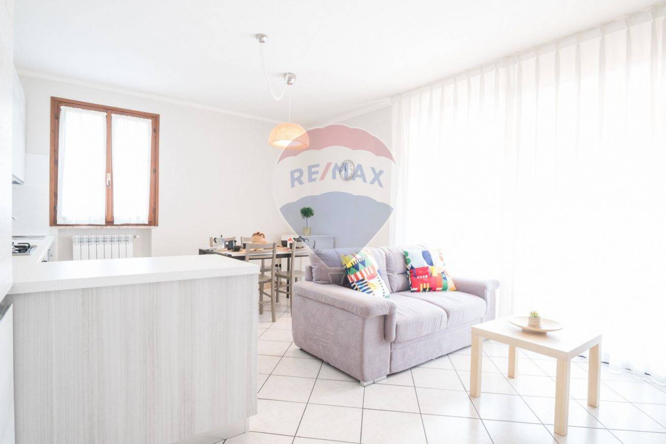 Appartamento SIRMIONE affitto    RE/MAX Expo 7