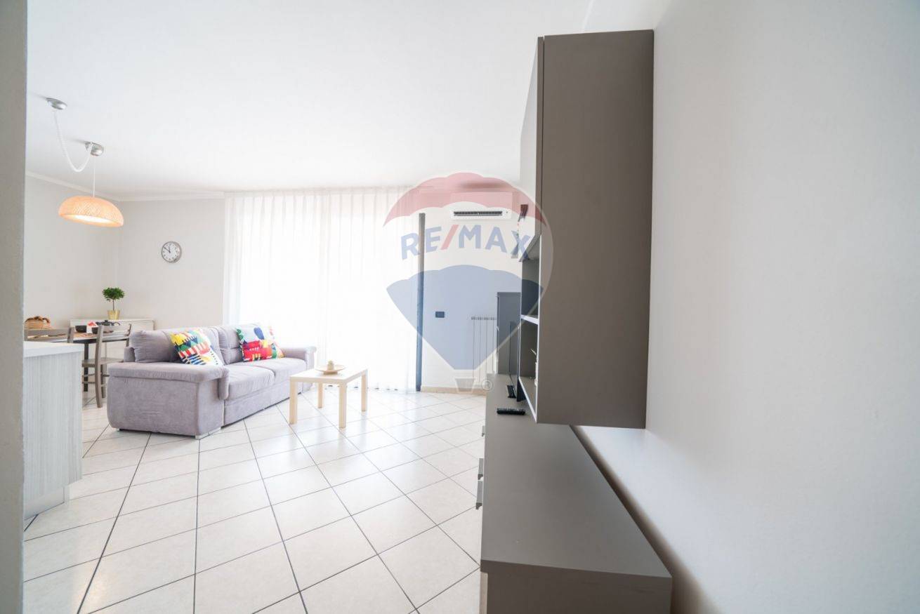 Appartamento SIRMIONE affitto    RE/MAX Expo 7