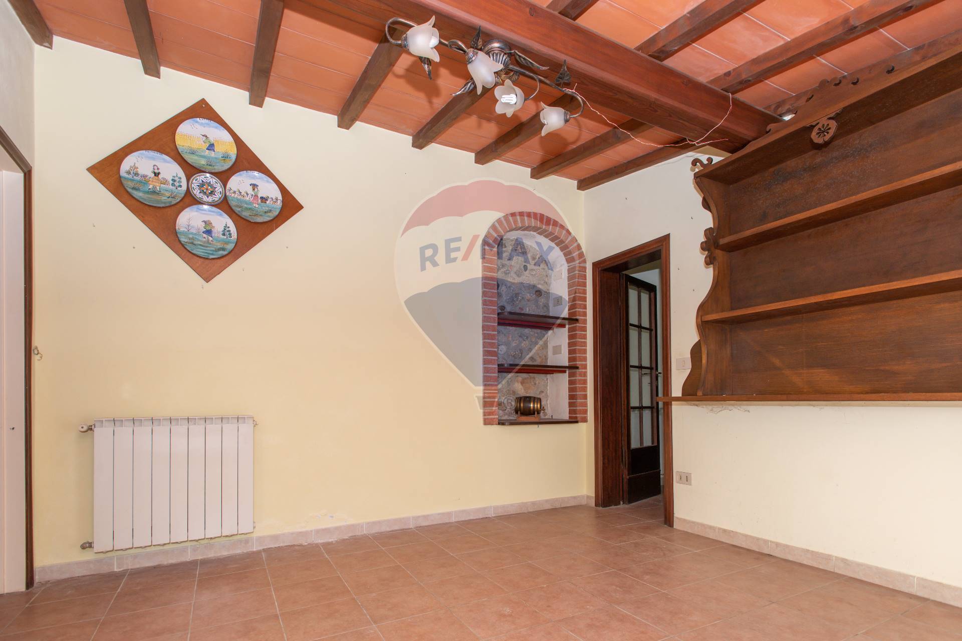 Villa Unifamiliare - Indipendente CAMAIORE vendita    RE/MAX Quality House