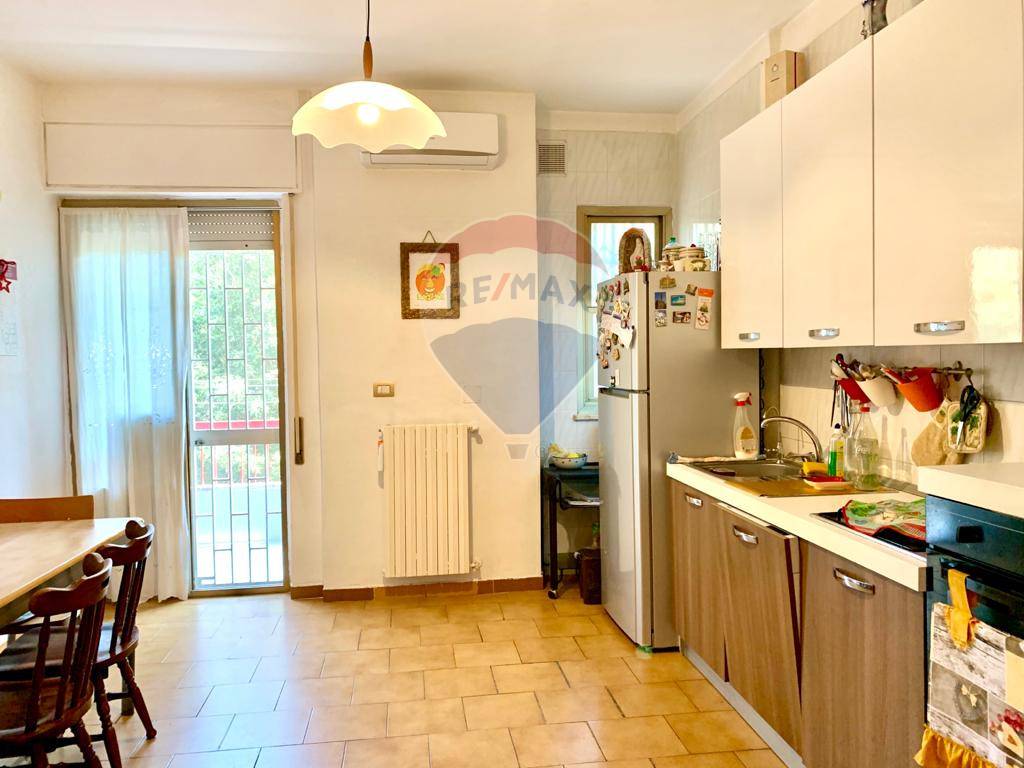 Appartamento MODUGNO vendita    RE/MAX Oltre