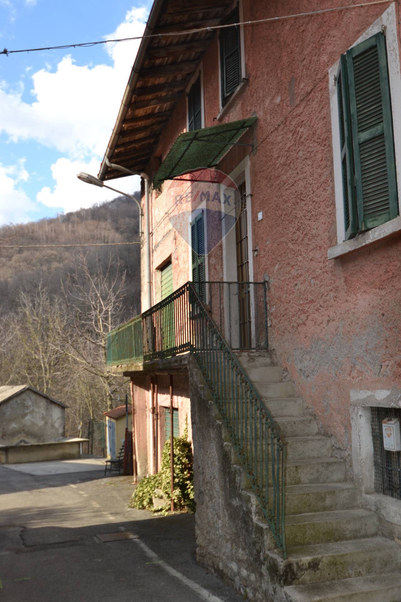 Rustico - Cascina STROZZA vendita    RE/MAX Expo