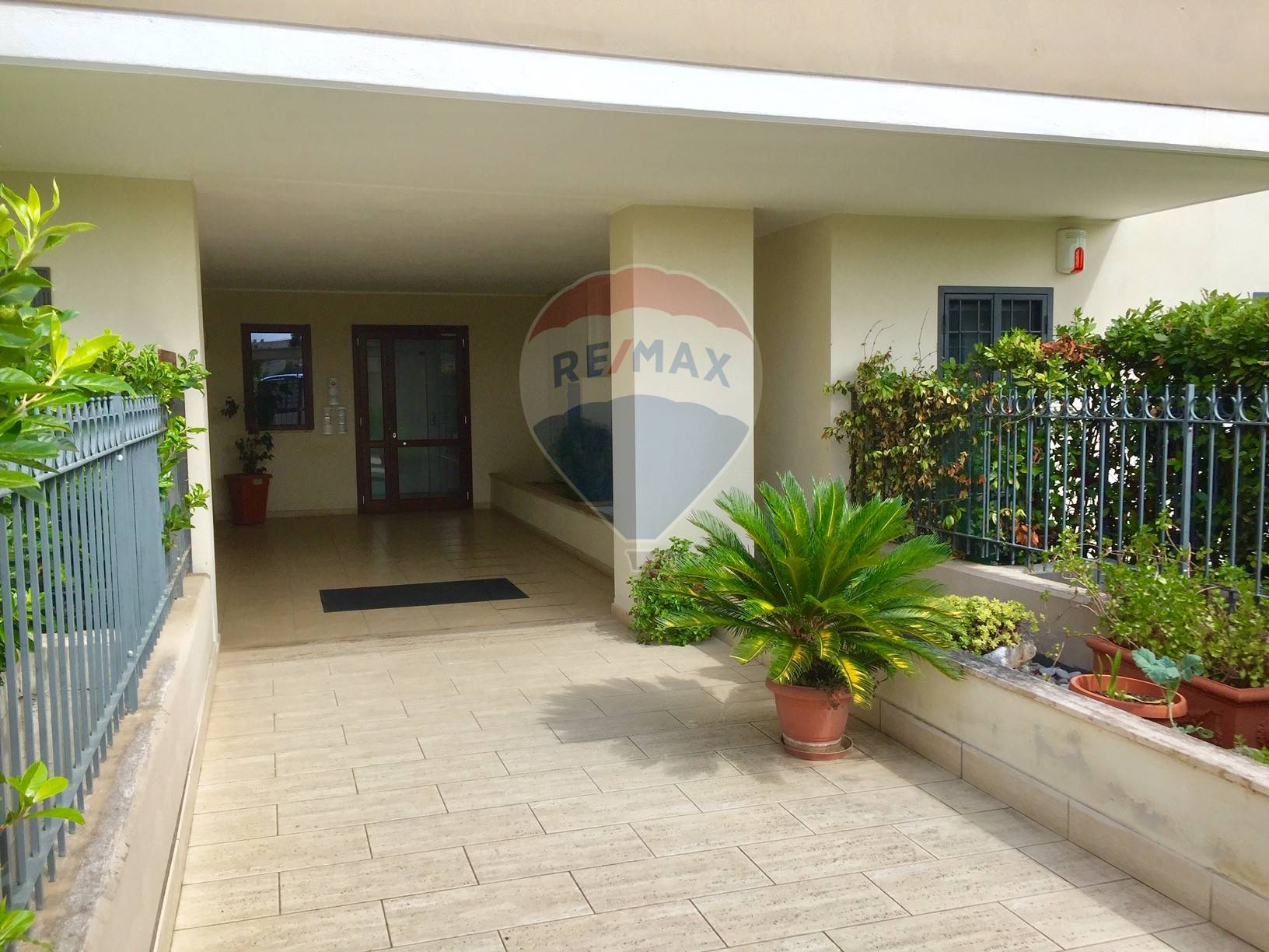  roma affitto quart:  re/max titanus