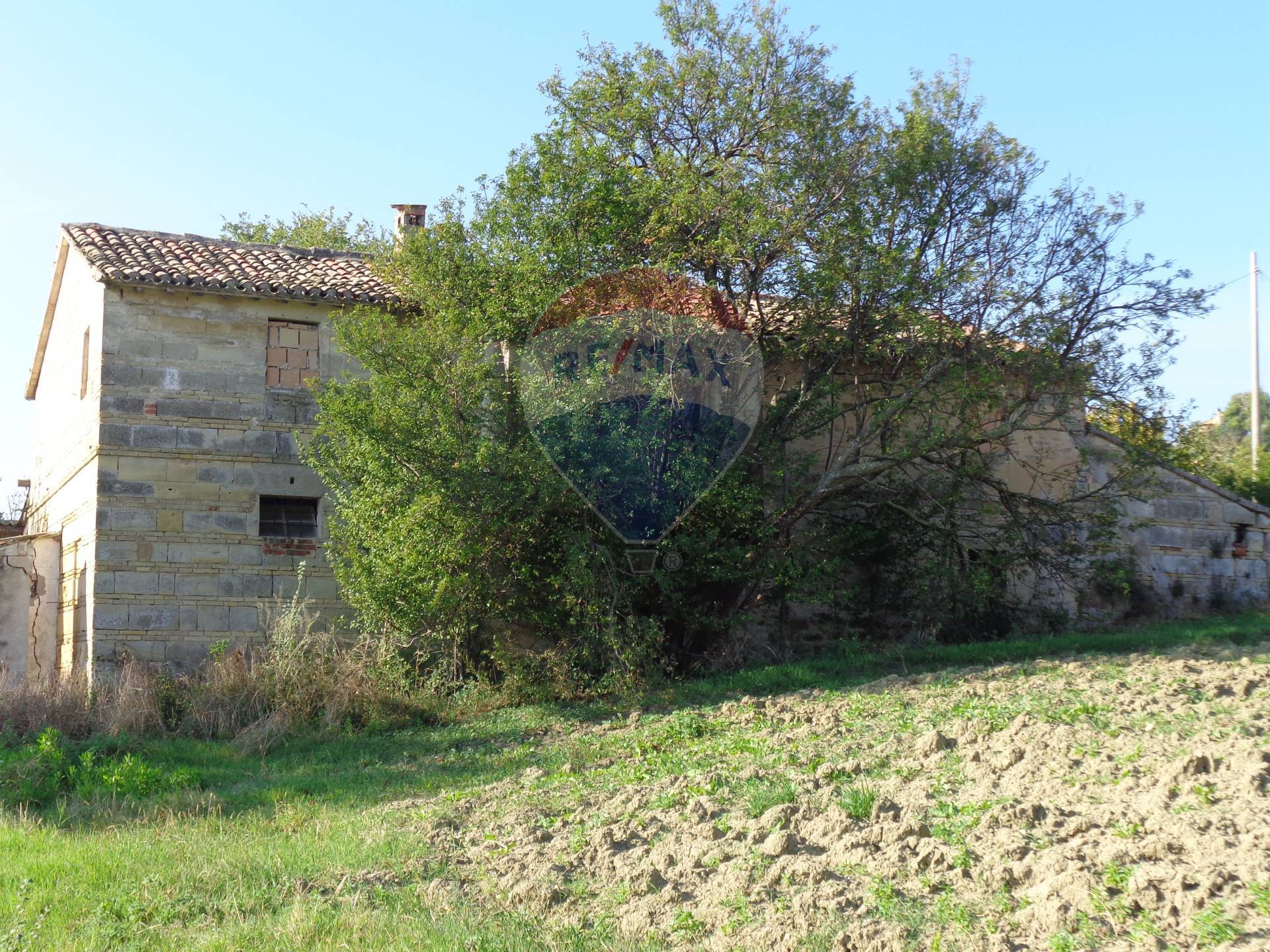  ancona vendita quart: posatora re-max-centro-casa