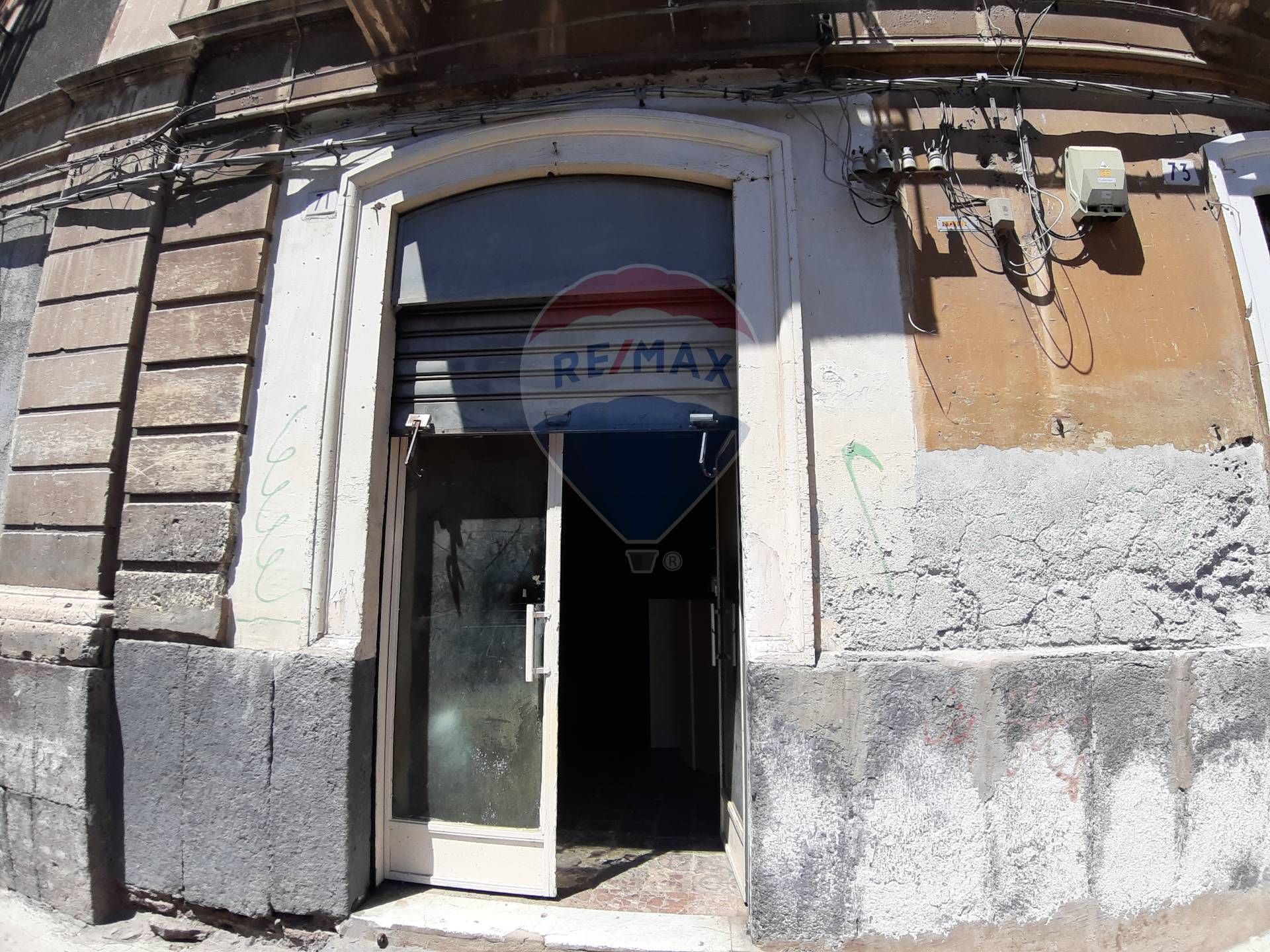  catania vendita quart: via etnea - via umberto re-max-casa-trend