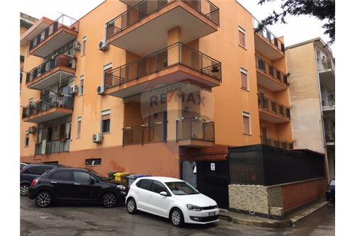 Appartamento VILLABATE vendita    RE/MAX Hunters