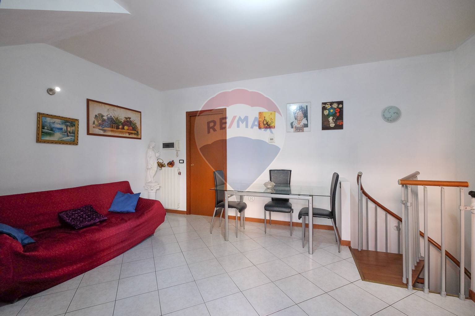 Appartamento OSIO SOTTO vendita    RE/MAX Expo