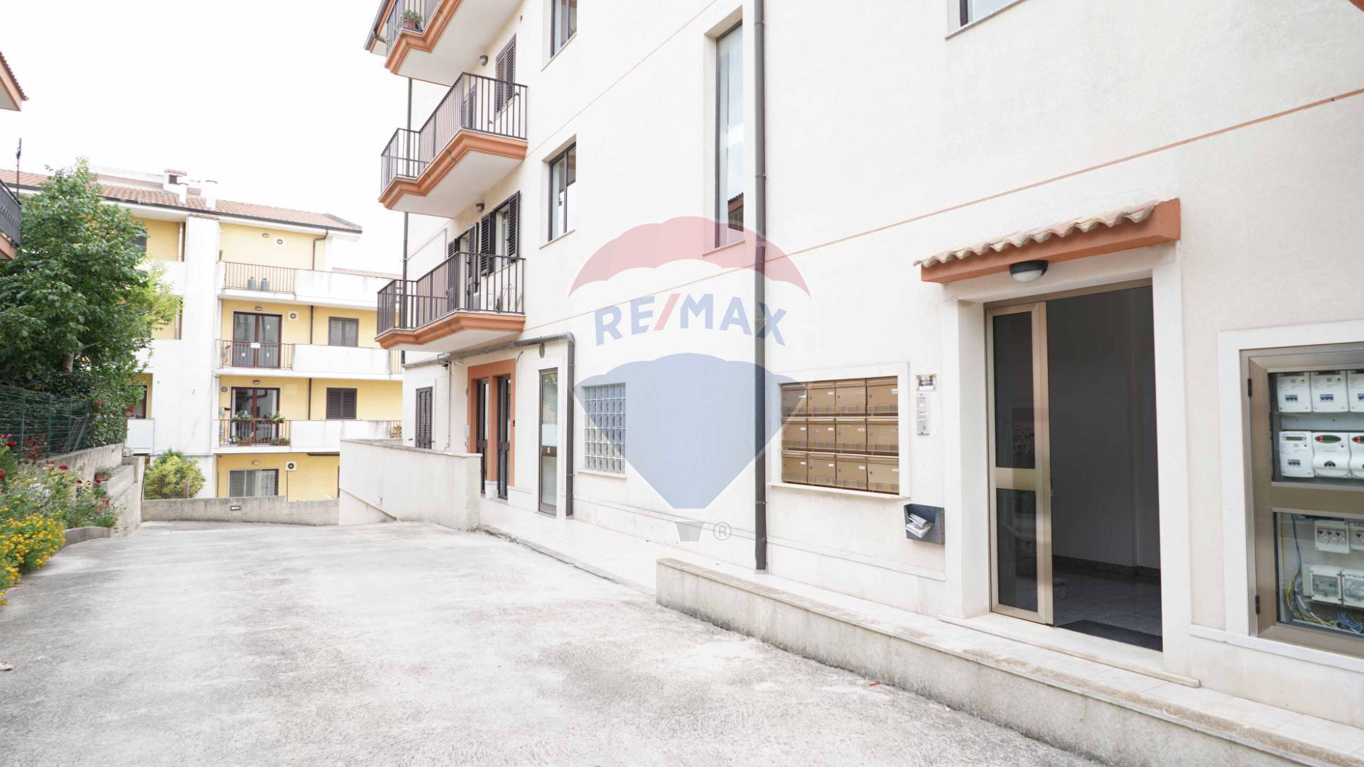 Appartamento MODICA vendita  Frigintini  RE/MAX Prima Classe