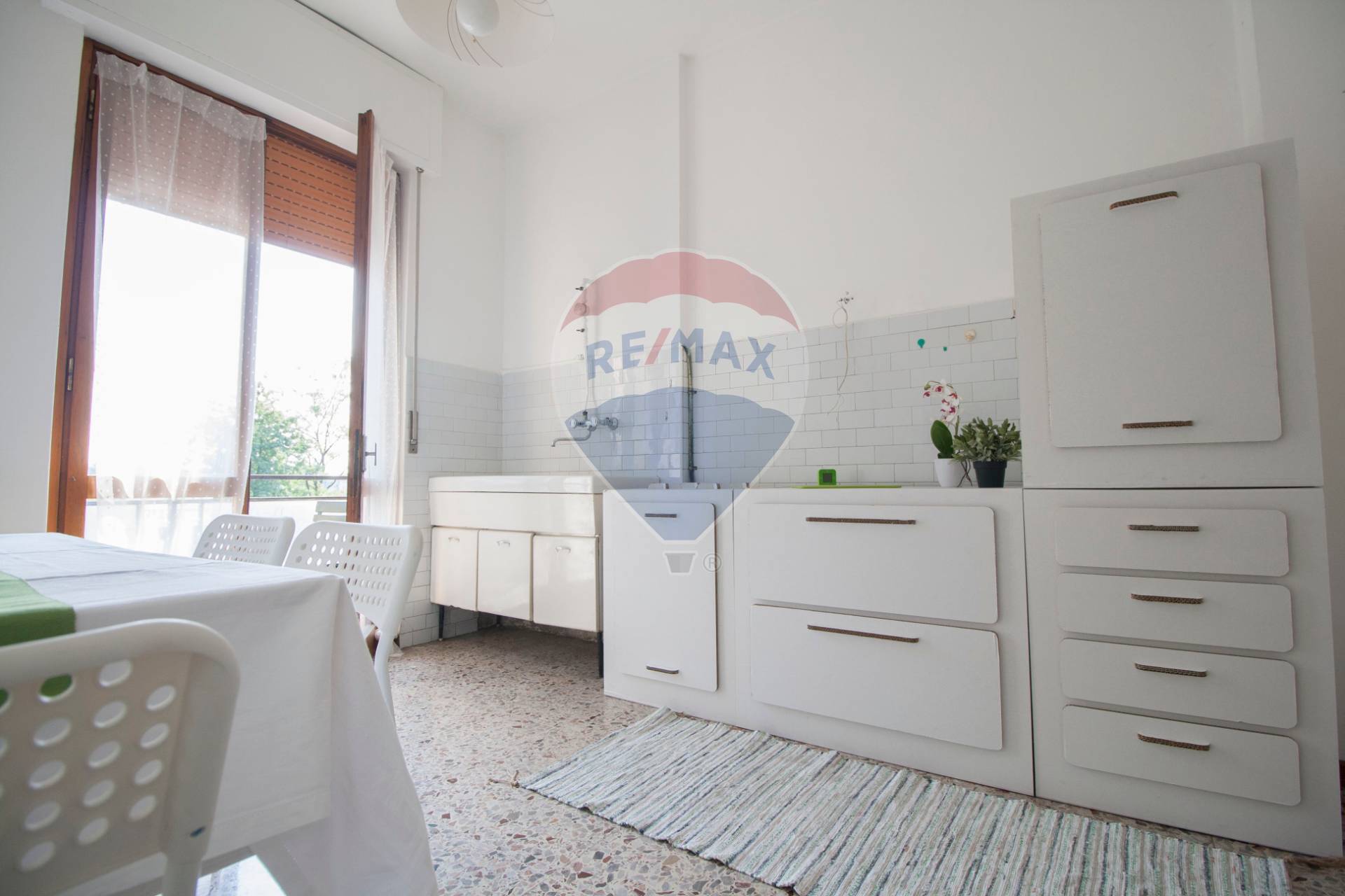 Appartamento BESANA IN BRIANZA vendita    RE/MAX Futura Immobiliare