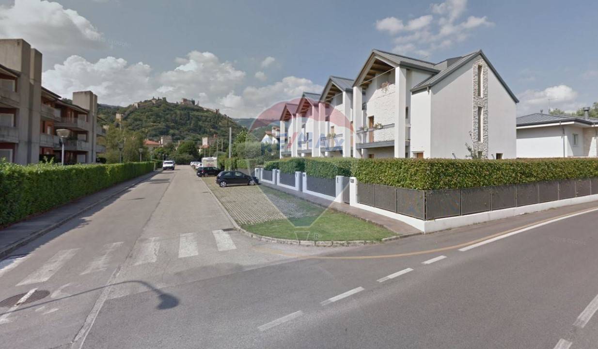 Villa Bifamiliare MAROSTICA vendita    RE/MAX Target