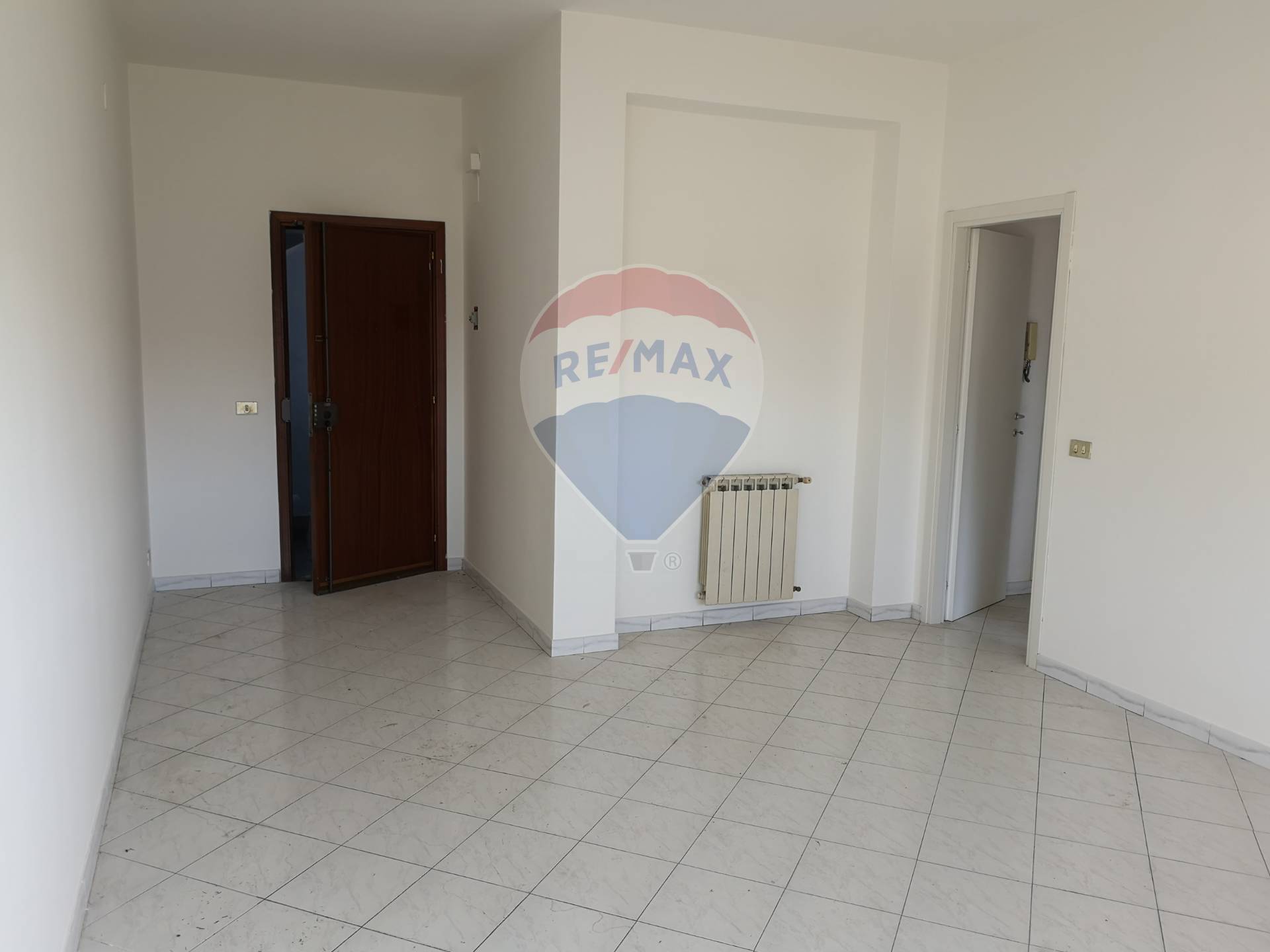  mascalucia vendita quart:  re-max-estates