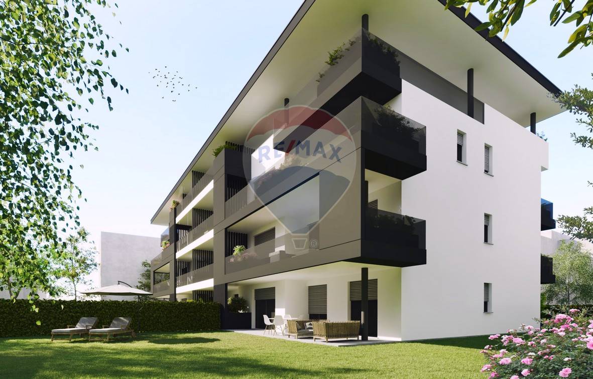 Appartamento TURATE vendita    RE/MAX Essenza