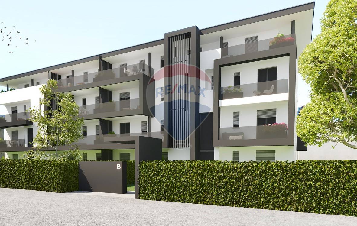 Appartamento TURATE vendita    RE/MAX Essenza