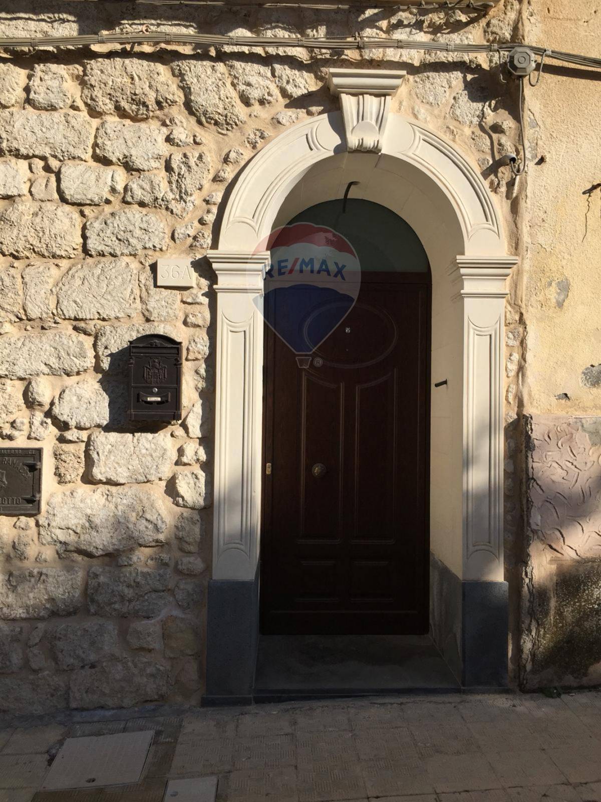 Villa Unifamiliare - Indipendente RAMACCA vendita    RE/MAX City Home