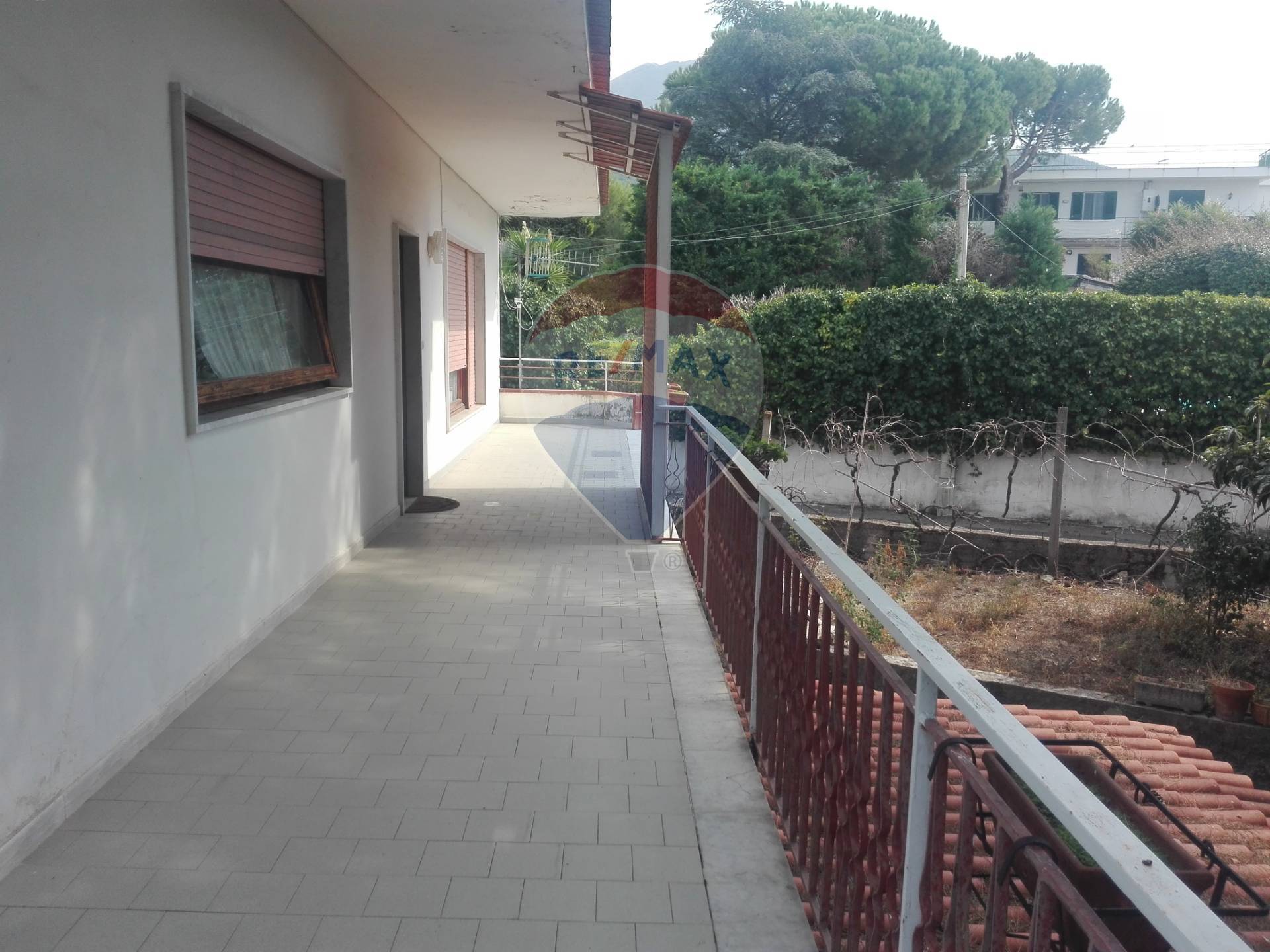 Villa Unifamiliare - Indipendente ERCOLANO vendita    RE/MAX Advisor
