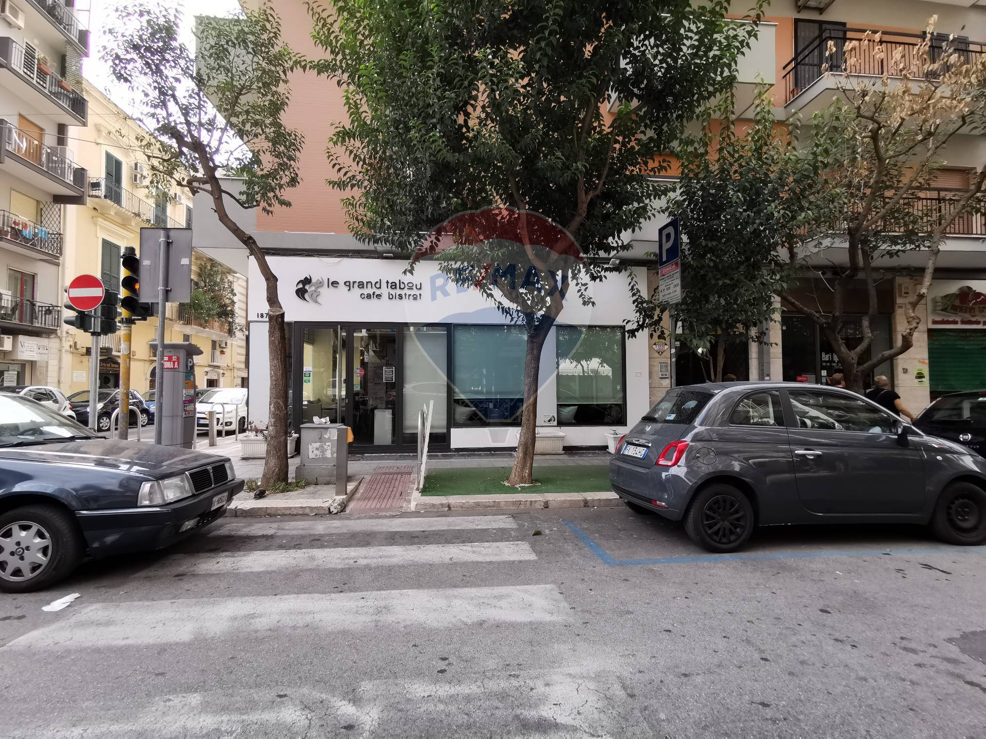 Negozio - Loc.Com. BARI vendita  Murat  RE/MAX Acquachiara